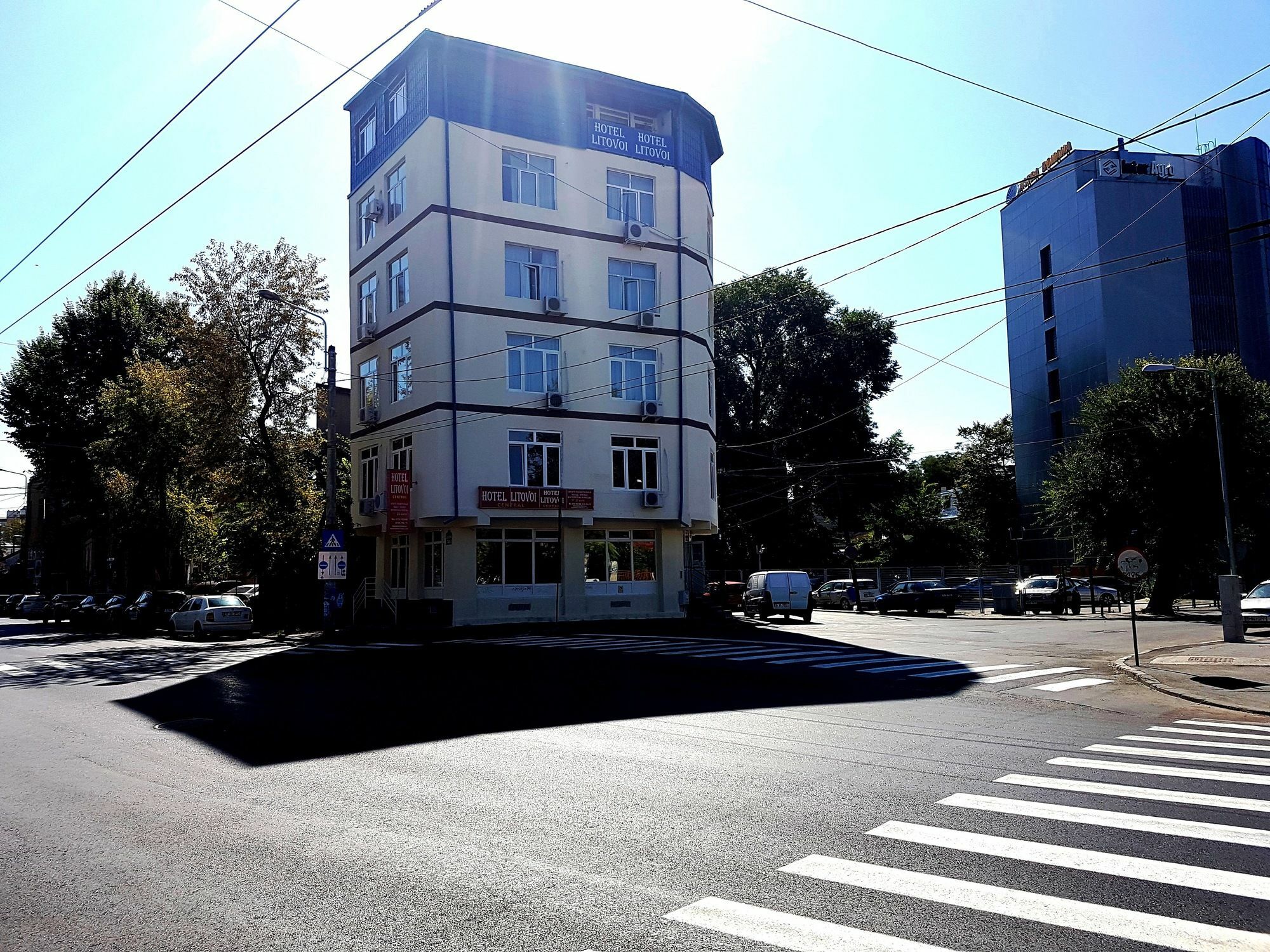 Hostel Litovoi Бухарест Экстерьер фото